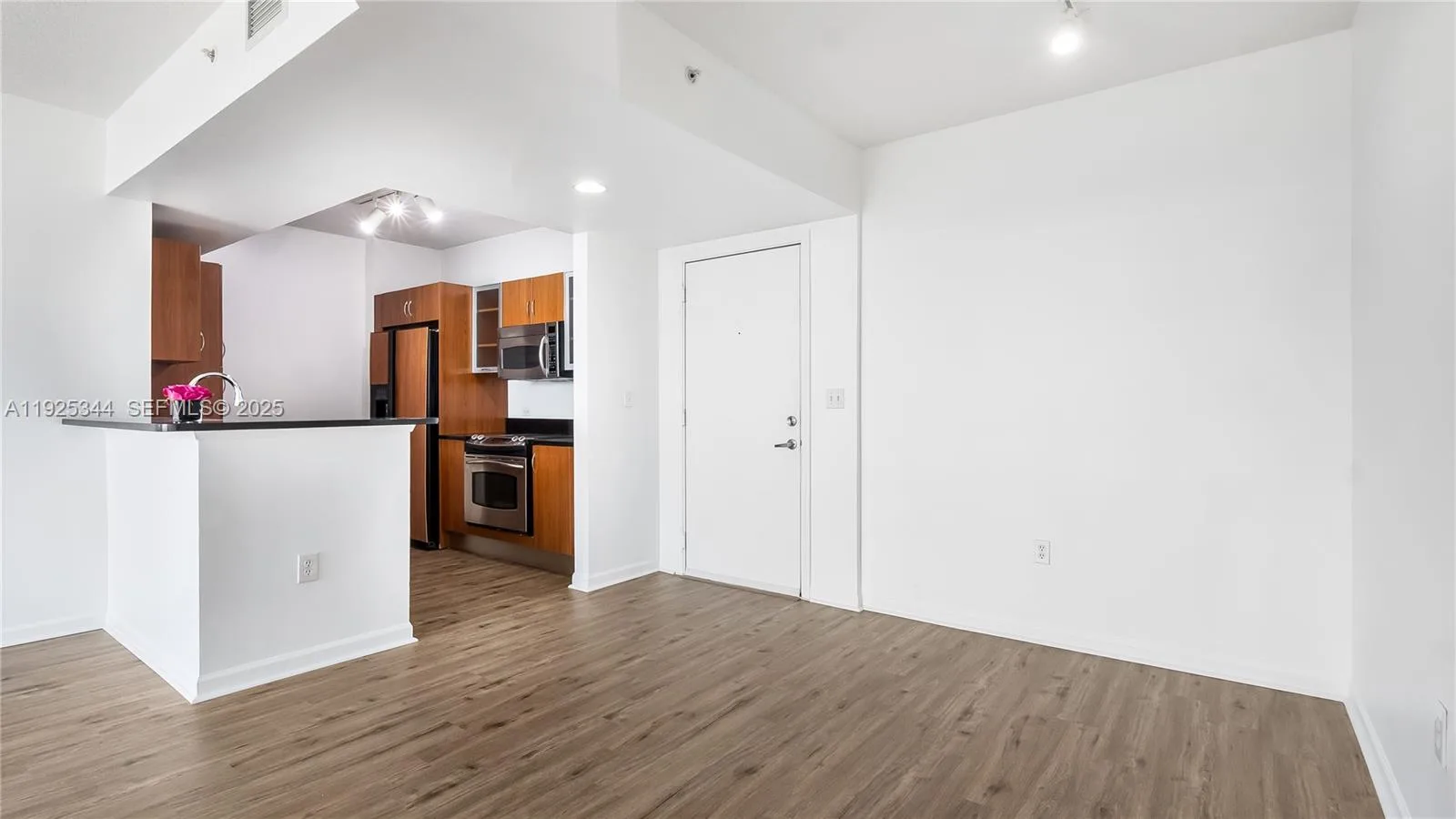 18800 NE 29th Ave # 1012, Aventura, FL 33180 photo 5