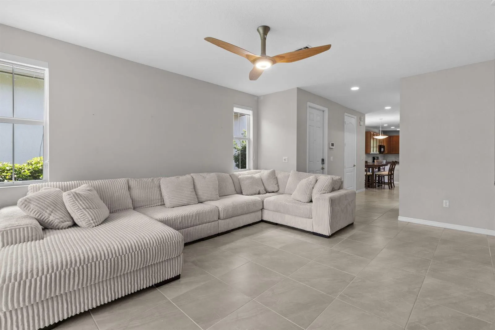 5319 Falcon Trail, Davie, FL 33314 photo 10