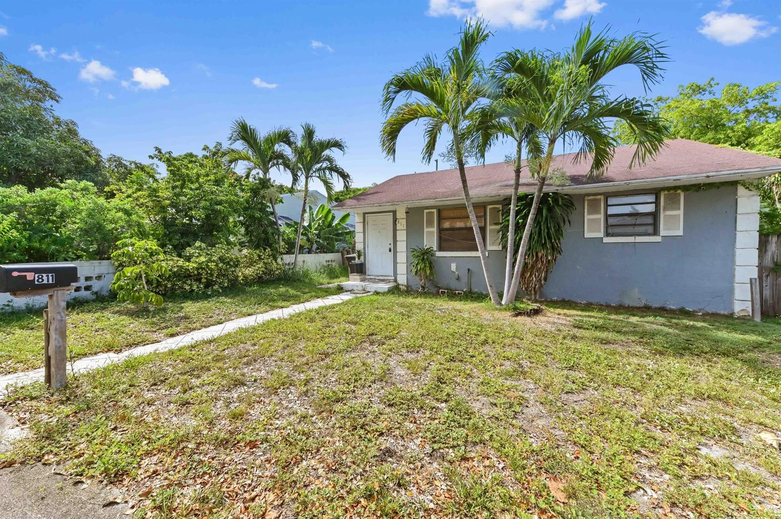 811 32nd Street, West Palm Beach, FL 33407 photo 2