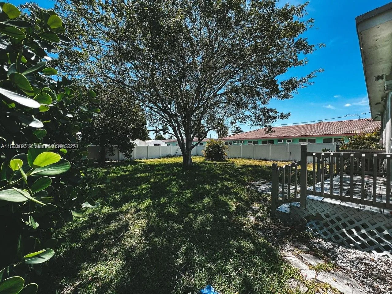 1231 N 16th Ct, Hollywood, FL 33020 photo 12