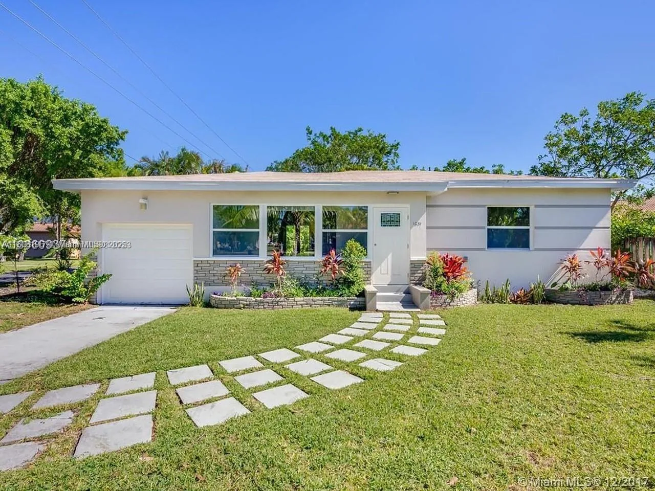 1231 N 16th Ct, Hollywood, FL 33020 photo 3