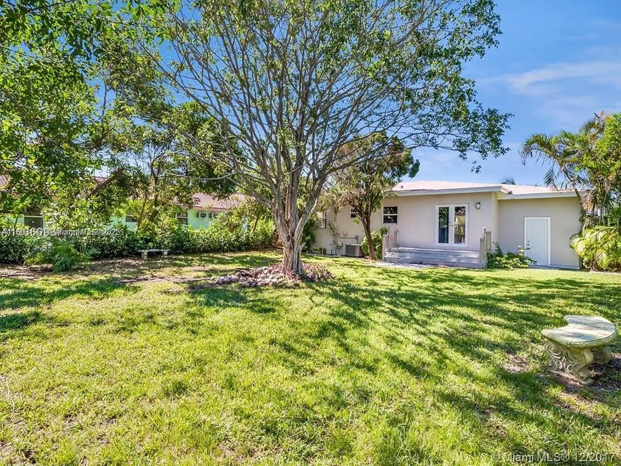 1231 N 16th Ct, Hollywood, FL 33020 photo 4