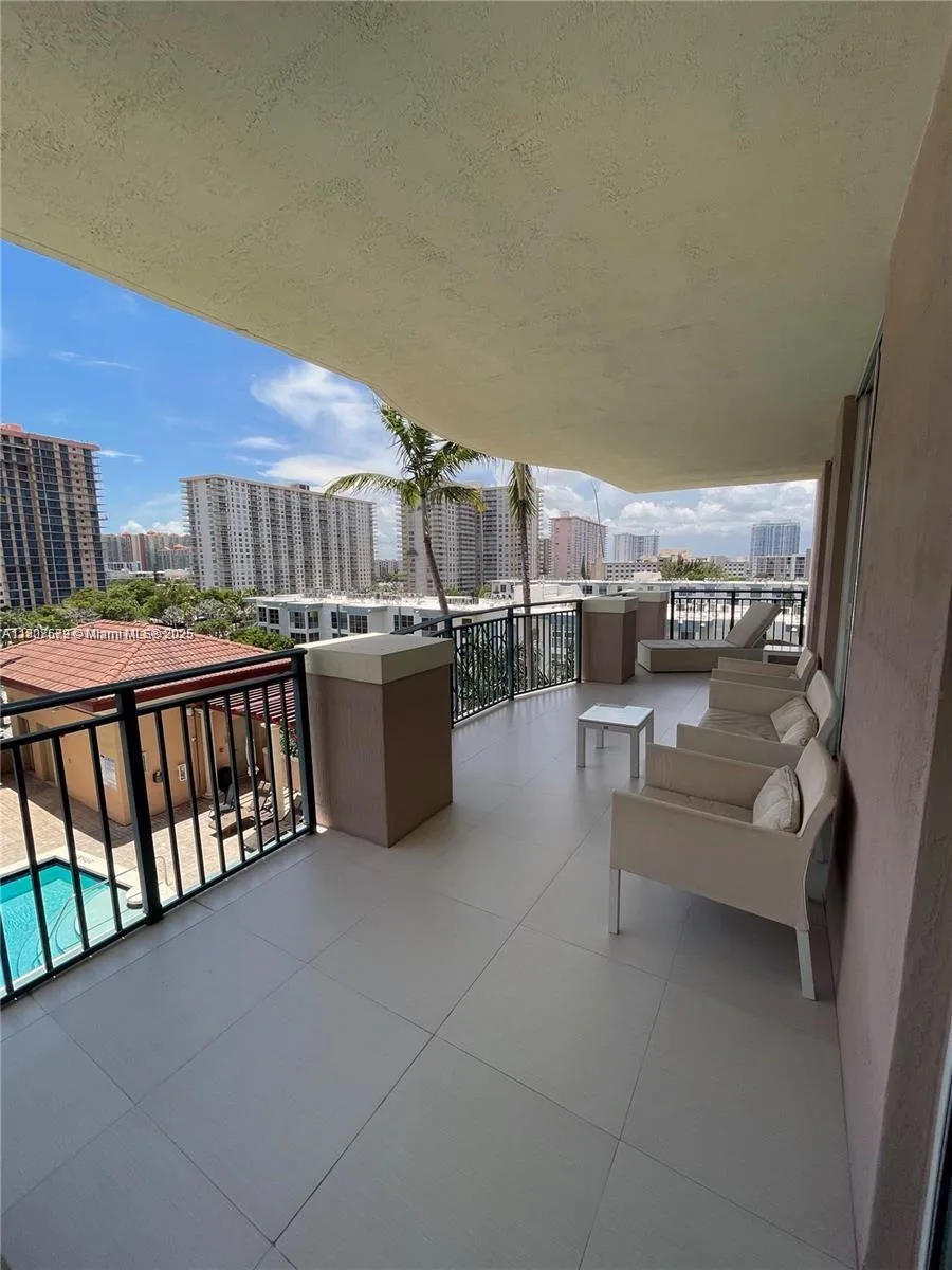 17555 Atlantic Blvd # 702, Sunny Isles Beach, FL 33160 photo 3