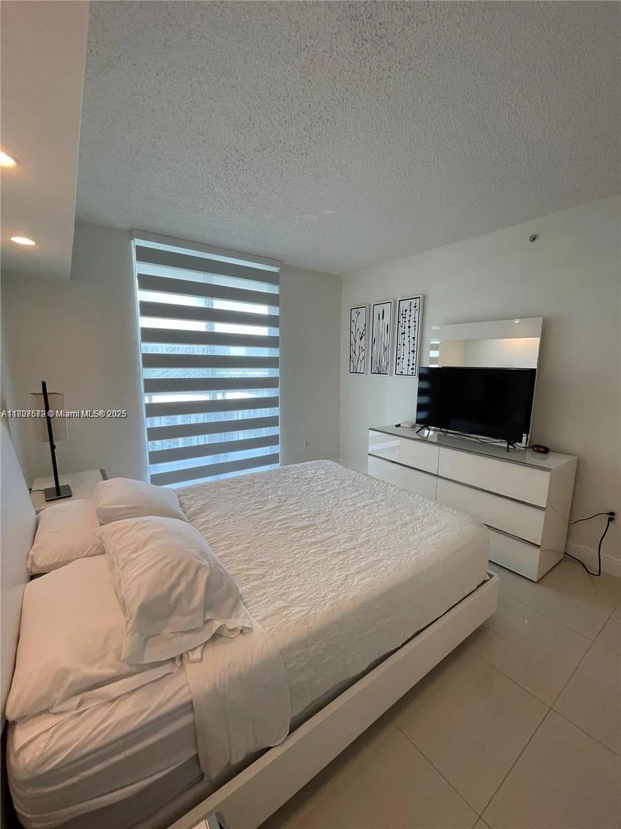 17555 Atlantic Blvd # 702, Sunny Isles Beach, FL 33160 photo 8