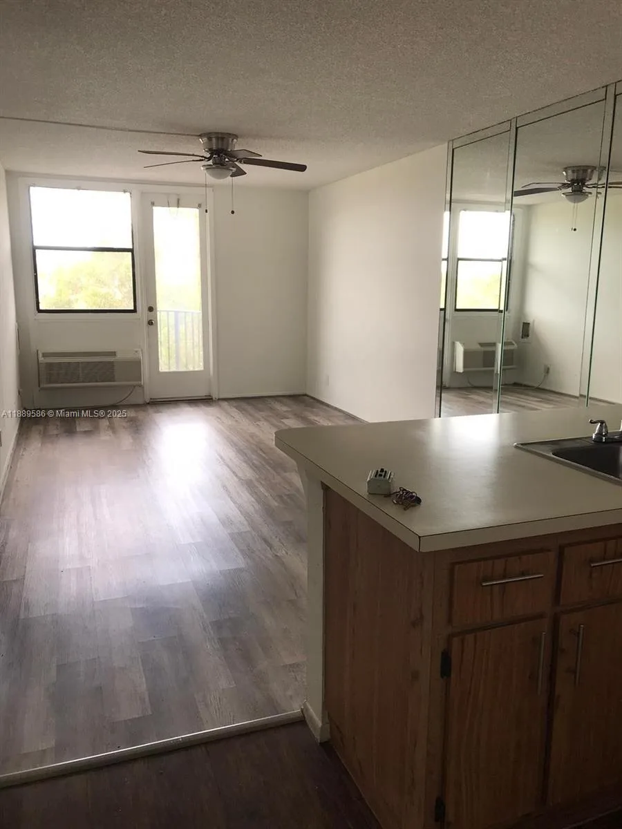 2701 Riverside Dr # 515-B, Coral Springs, FL 33065 photo 5