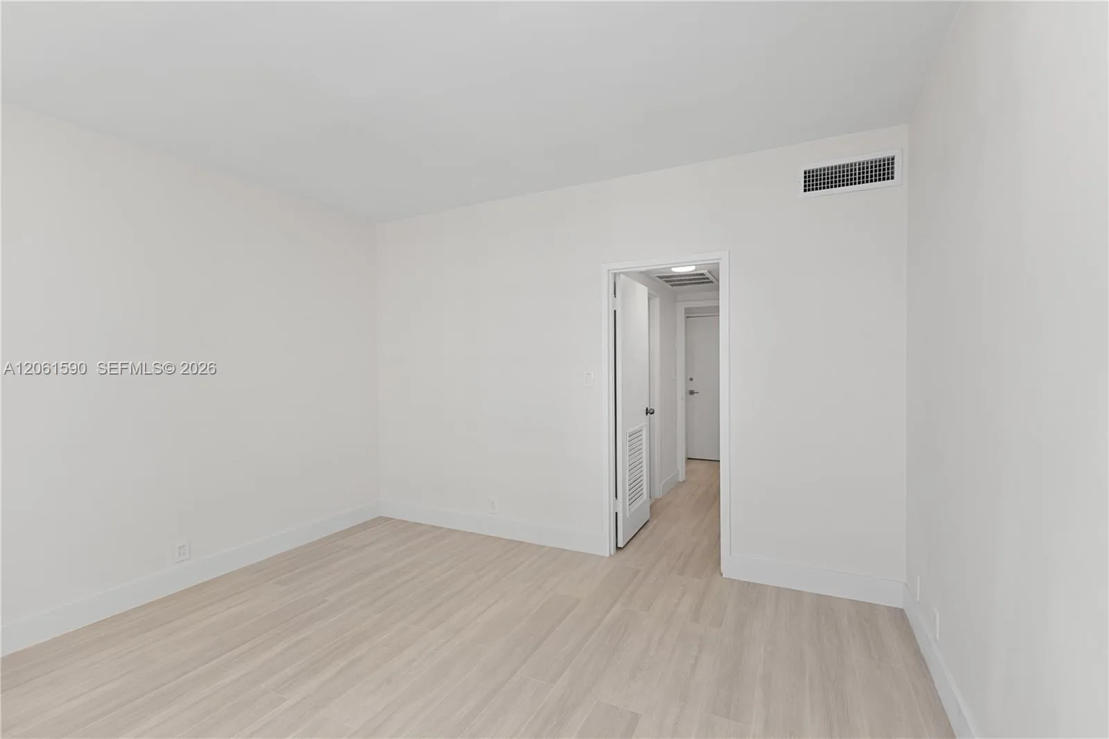 4747 Collins Ave # 709, Miami Beach, FL 33140 photo 11