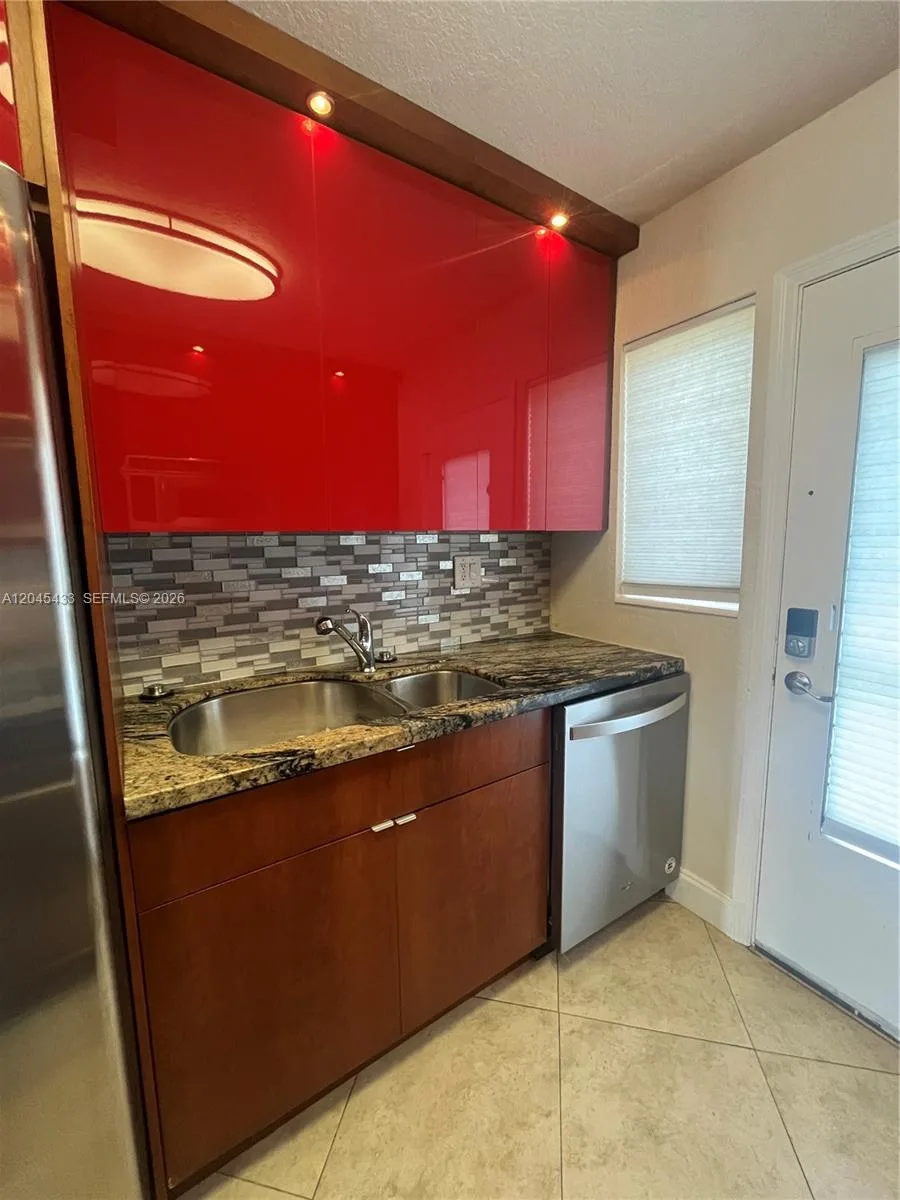 3923 NE 166th St # N-106, North Miami Beach, FL 33160 photo 5
