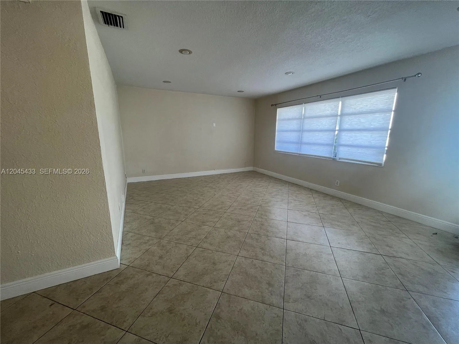 3923 NE 166th St # N-106, North Miami Beach, FL 33160 photo 8