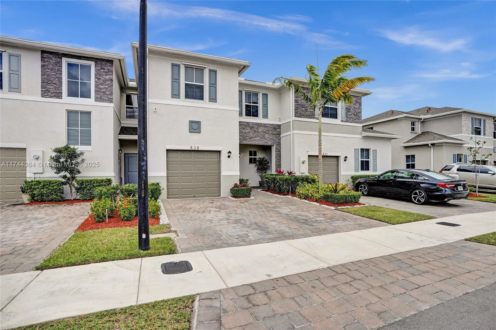 838 SE 17th St, Homestead, FL 33034 photo 5
