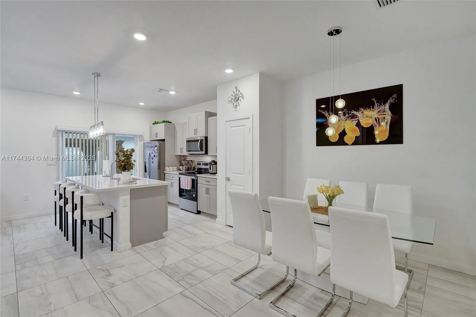 838 SE 17th St, Homestead, FL 33034 photo 9