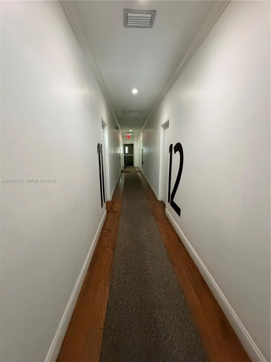 526 15th St # 12, Miami Beach, FL 33139 photo 3