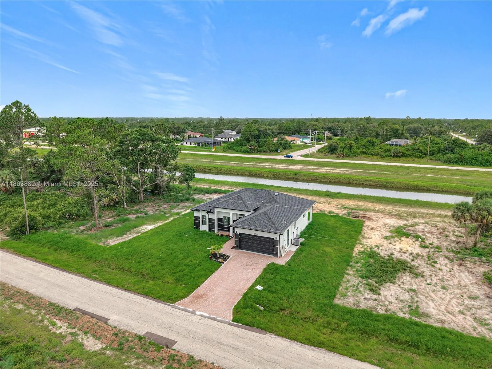 1713 N Lee Ave, Lehigh Acres, FL 33972 photo 5