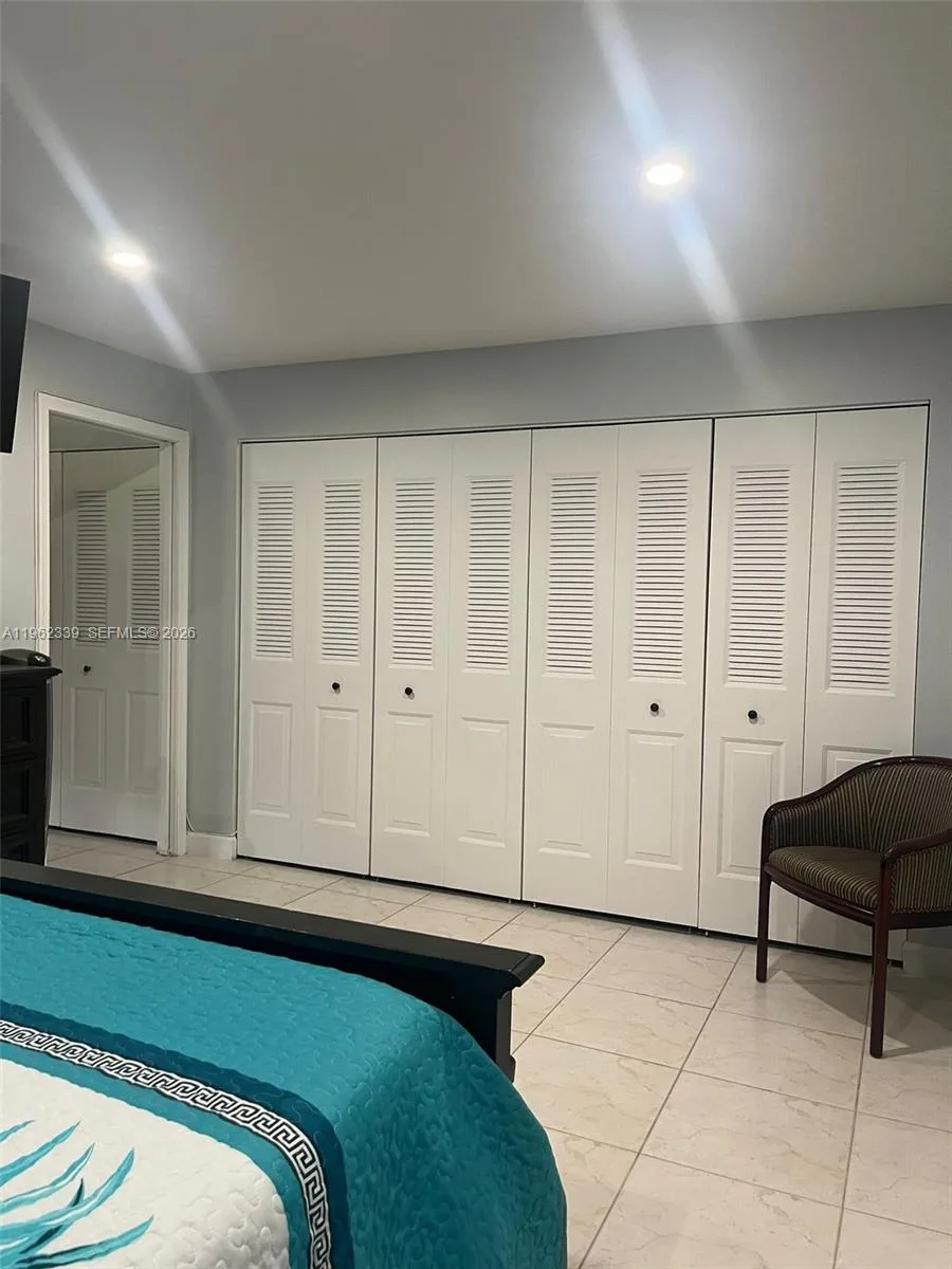 35 Camden # B, West Palm Beach, FL 33417 photo 10