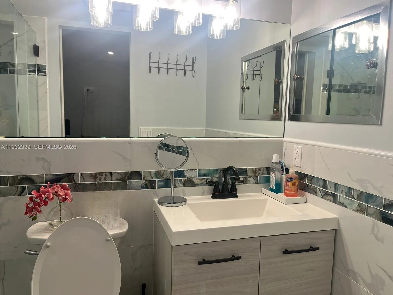35 Camden # B, West Palm Beach, FL 33417 photo 12