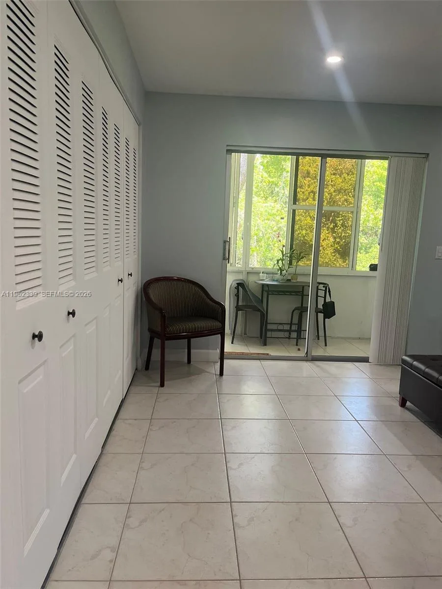 35 Camden # B, West Palm Beach, FL 33417 photo 8