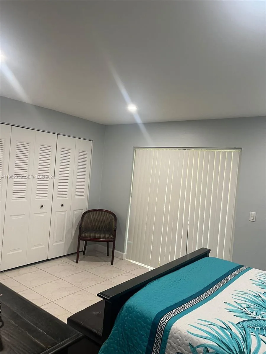 35 Camden # B, West Palm Beach, FL 33417 photo 9