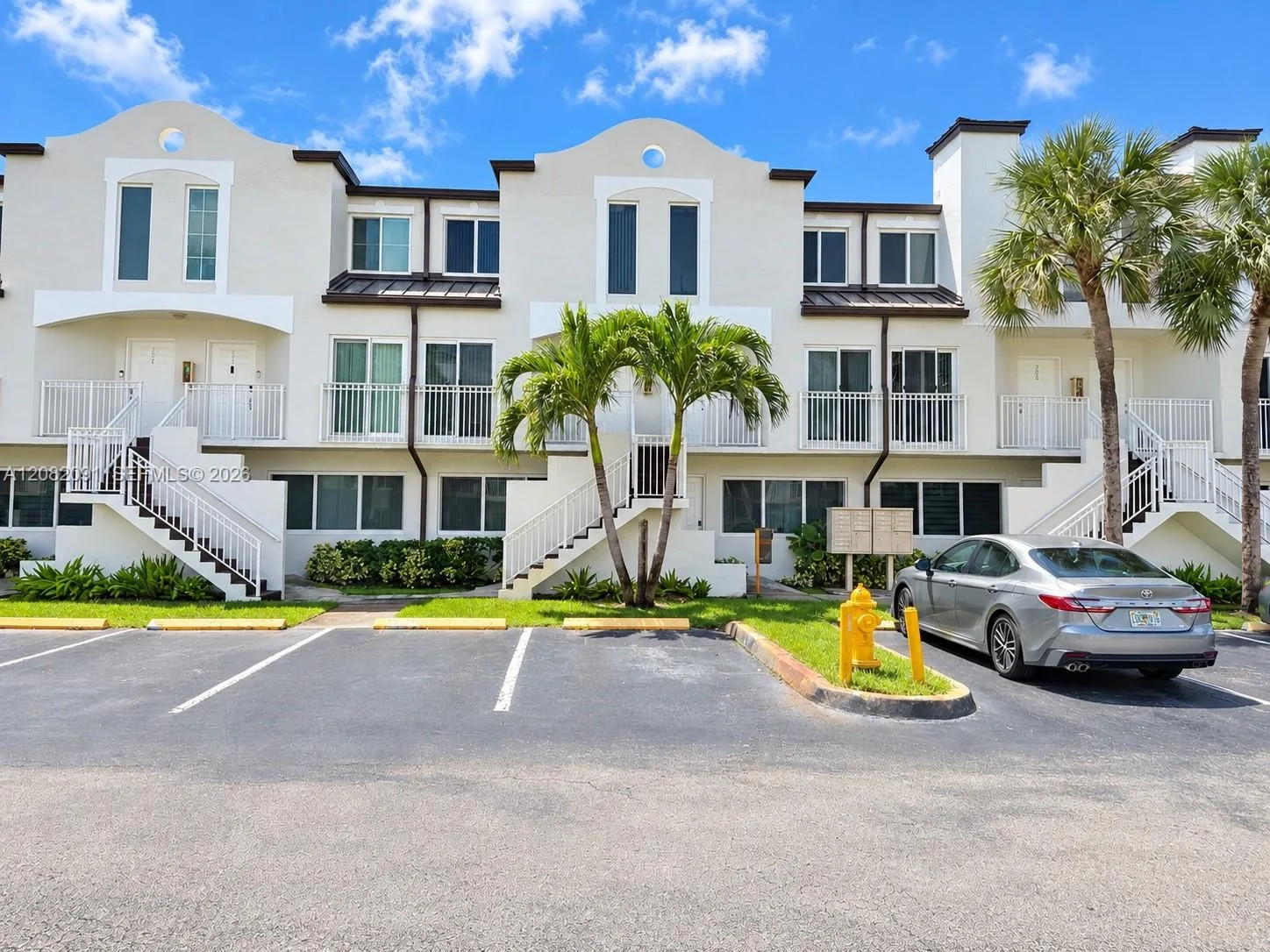 8660 NW 5th Ter # 15-103, Miami, FL 33126