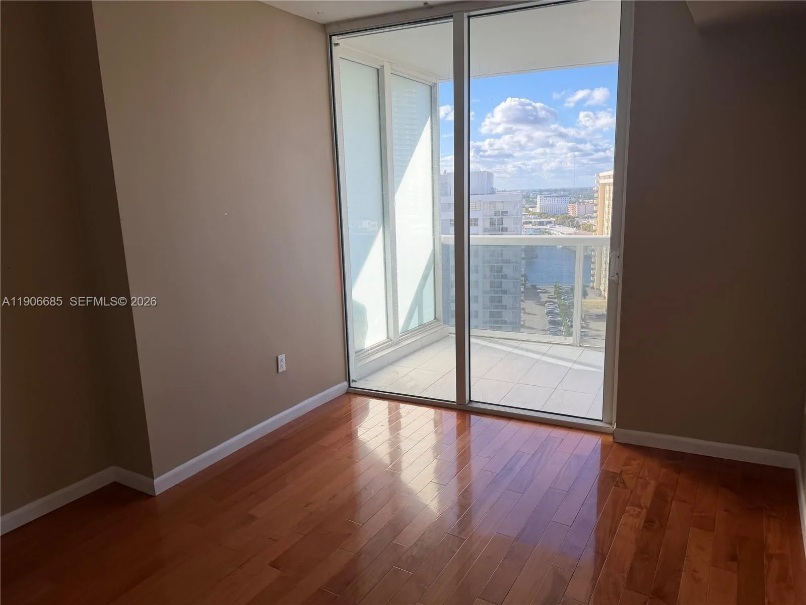 1850 S Ocean Dr # 1607, Hallandale Beach, FL 33009 photo 6