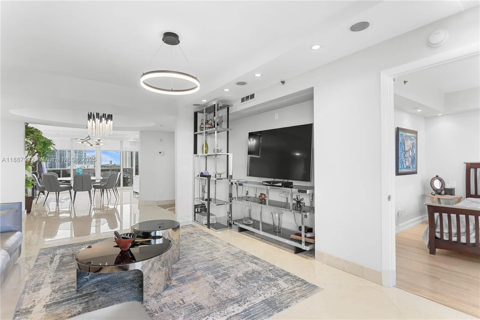 19111 Collins Ave # 604, Sunny Isles Beach, FL 33160 photo 6