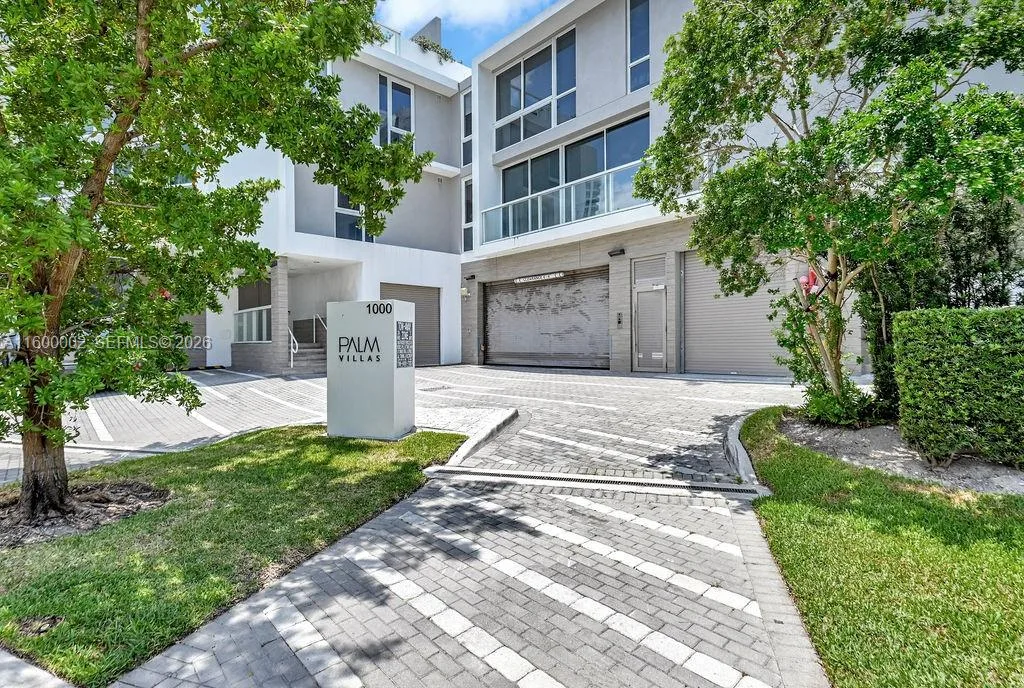 1000 99th St # 14, Bay Harbor Islands, FL 33154 photo 2