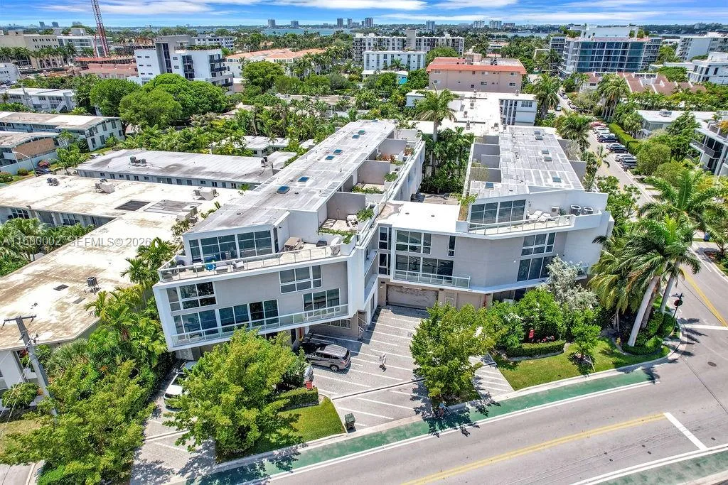 1000 99th St # 14, Bay Harbor Islands, FL 33154 photo 3