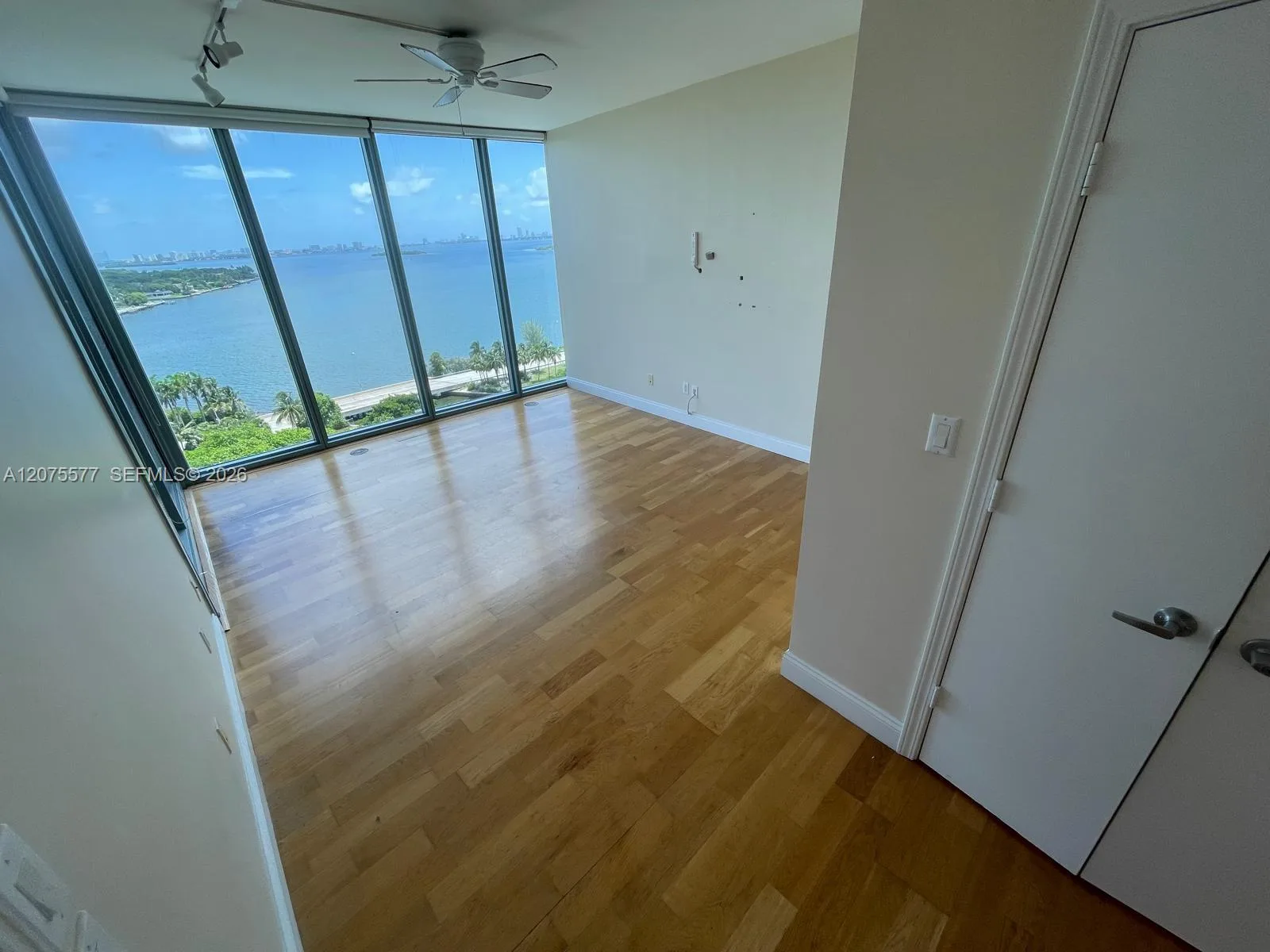 601 NE 36th St # 1209, Miami, FL 33137 photo 12