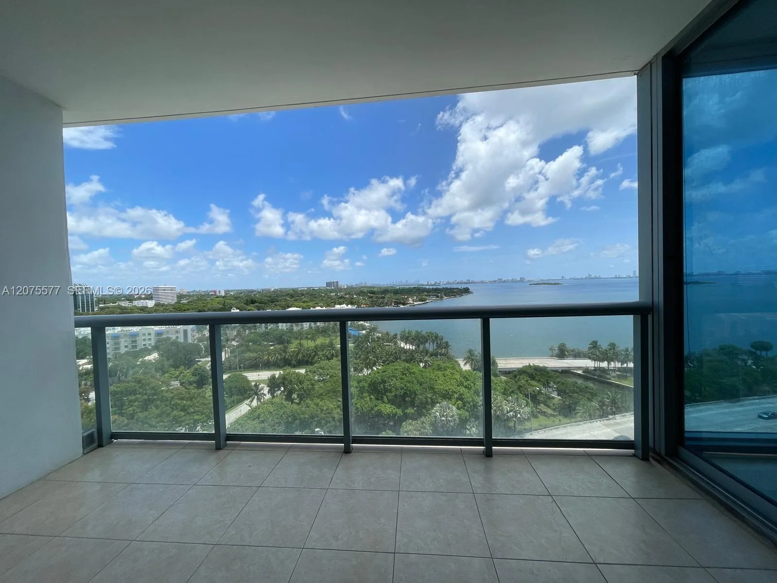 601 NE 36th St # 1209, Miami, FL 33137 photo 2