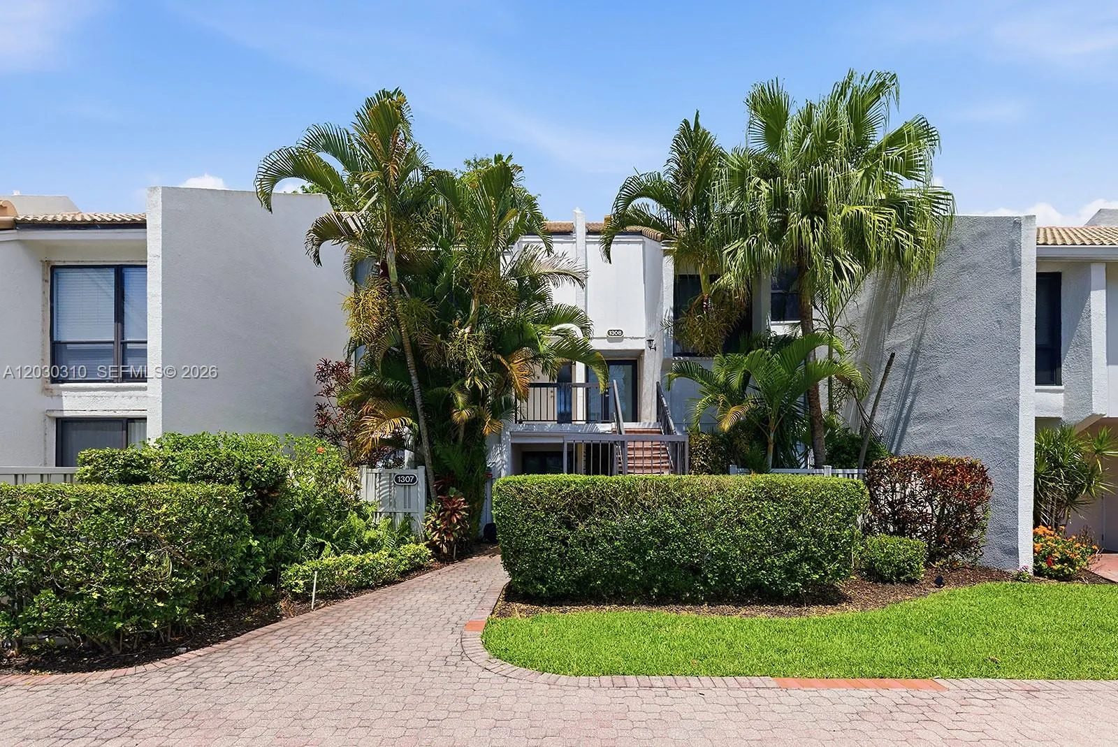 1309 Bridgewood Dr, Boca Raton, FL 33434
