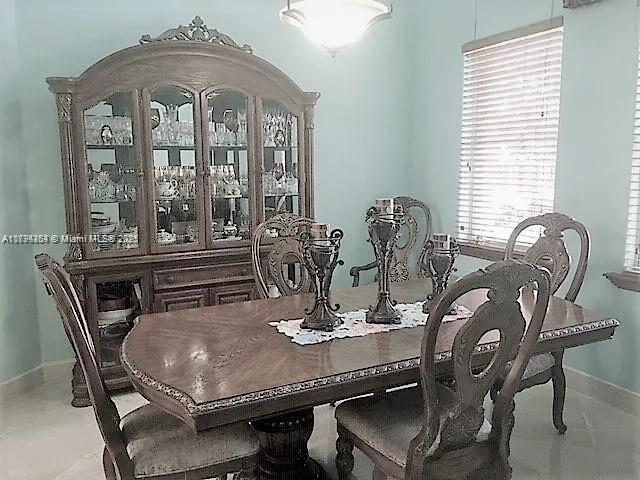 4854 NW 110th Pl, Doral, FL 33178 photo 6