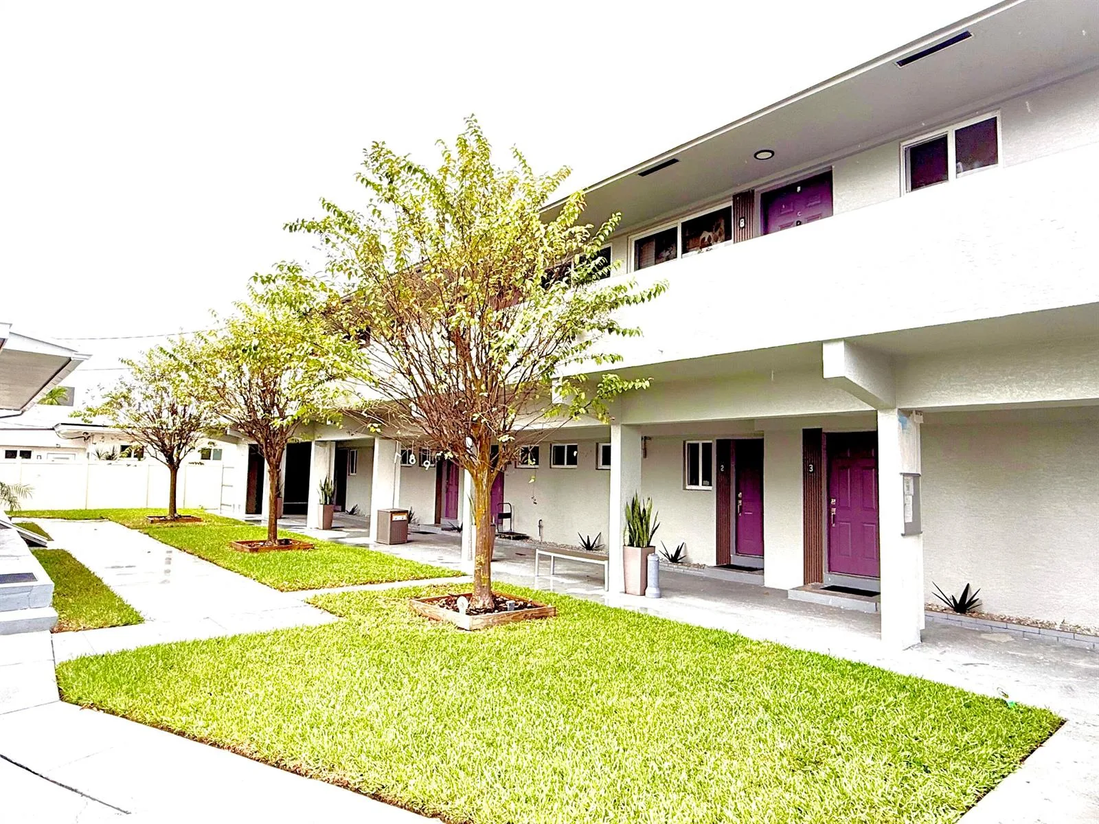 720 NE 7TH Street # 5, Hallandale Beach, FL 33009