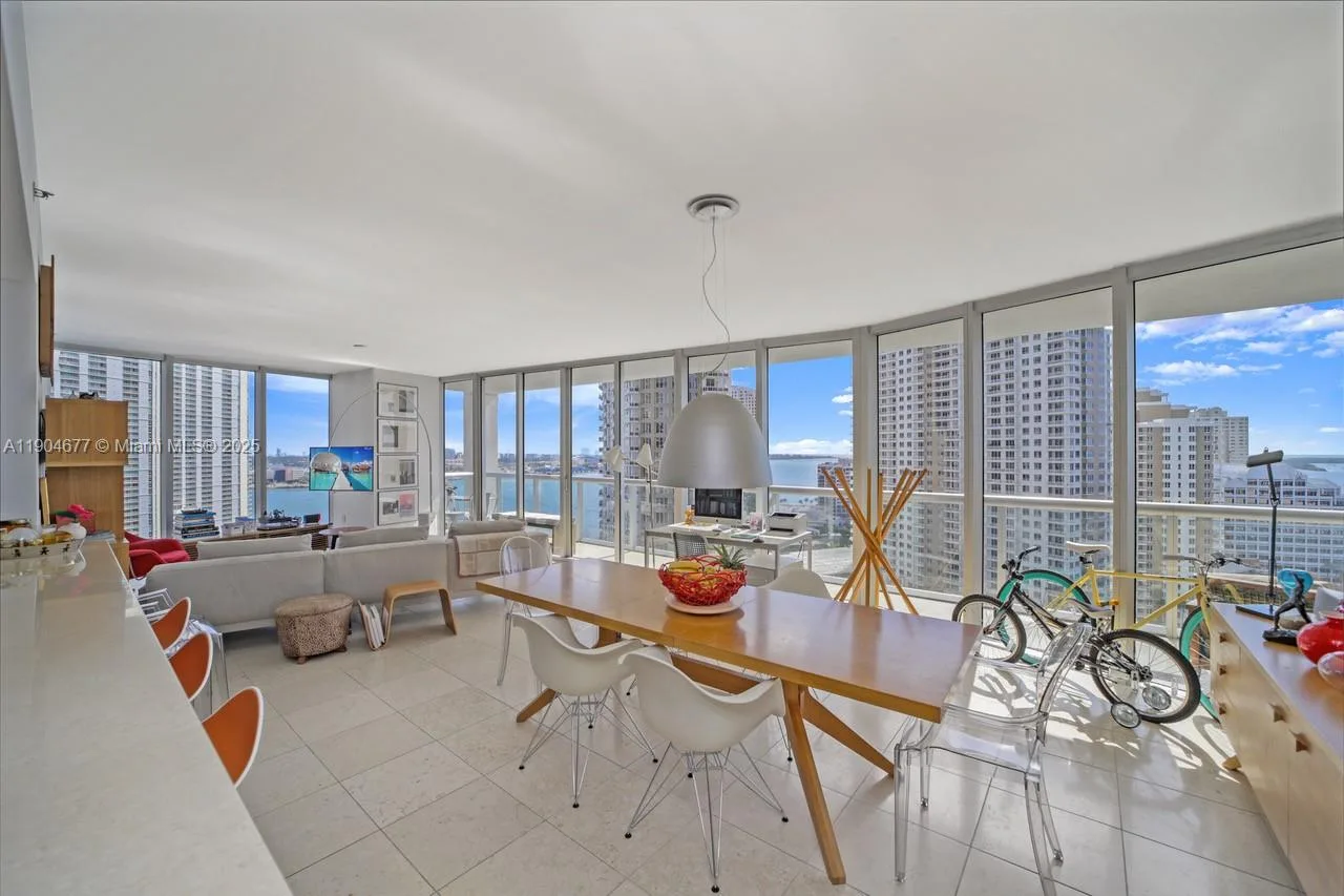 465 Brickell Ave # 2001, Miami, FL 33131 photo 12
