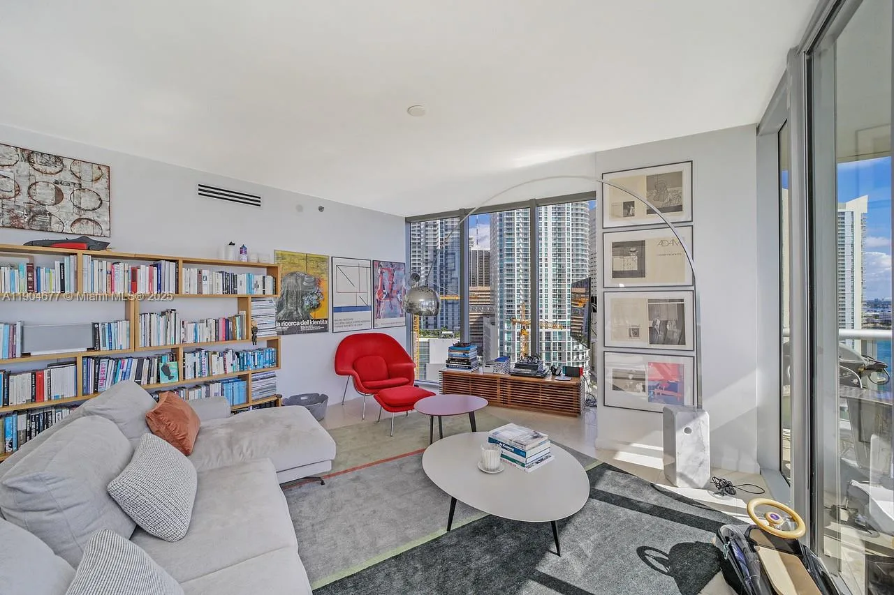 465 Brickell Ave # 2001, Miami, FL 33131 photo 7