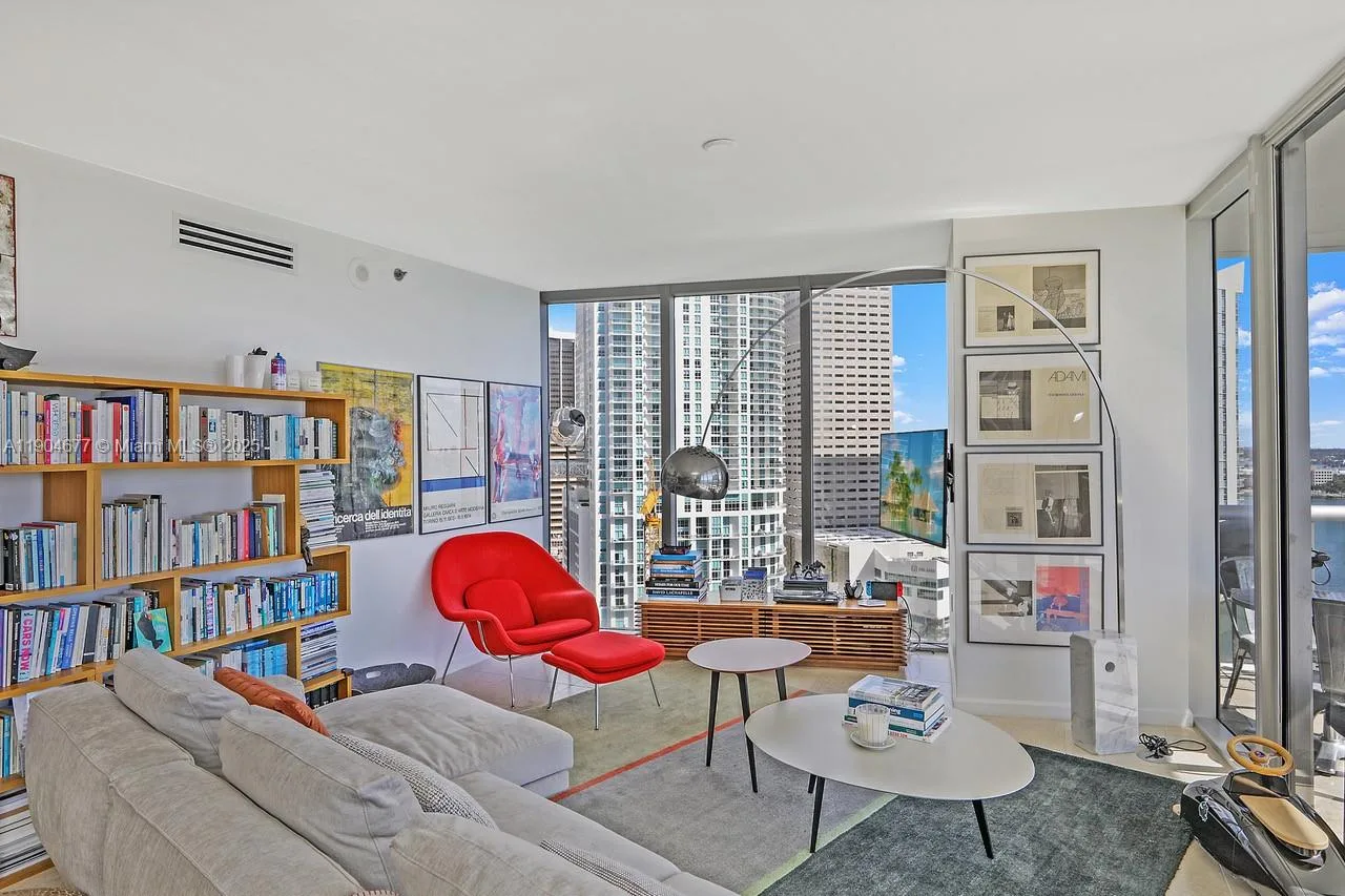 465 Brickell Ave # 2001, Miami, FL 33131 photo 8