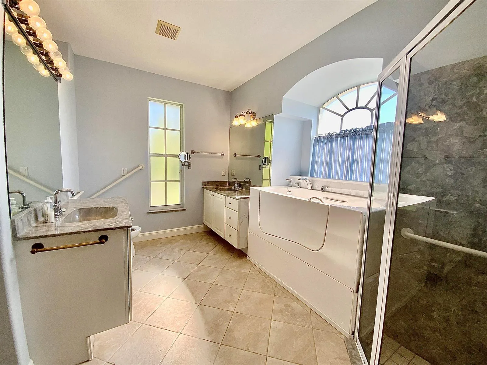2142 SE Morningside Boulevard, Port St. Lucie, FL 34952 photo 9