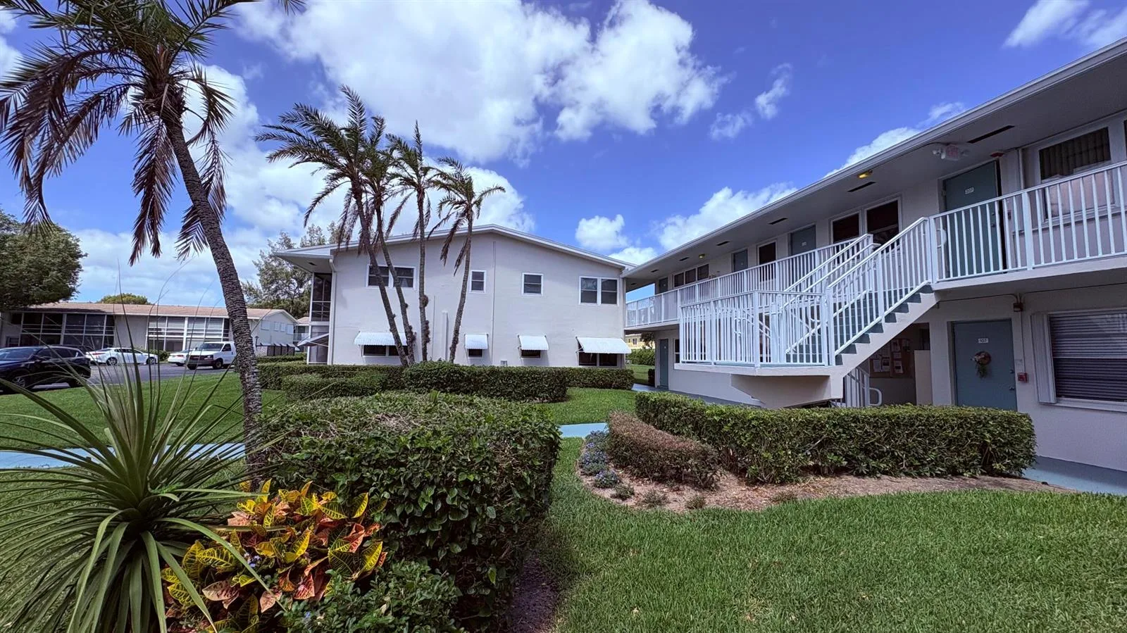 200 Horizon W # 102, Boynton Beach, FL 33435 photo 2