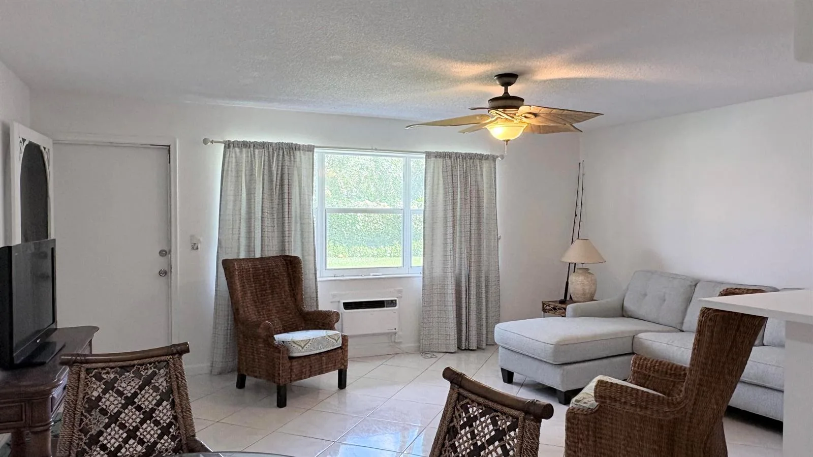 200 Horizon W # 102, Boynton Beach, FL 33435 photo 4