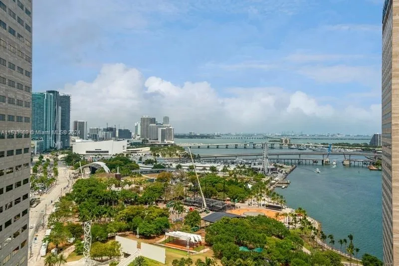 One Miami Unit 2518 at 325 S Biscayne Blvd # 2518, Miami, FL 33131 — photo 1