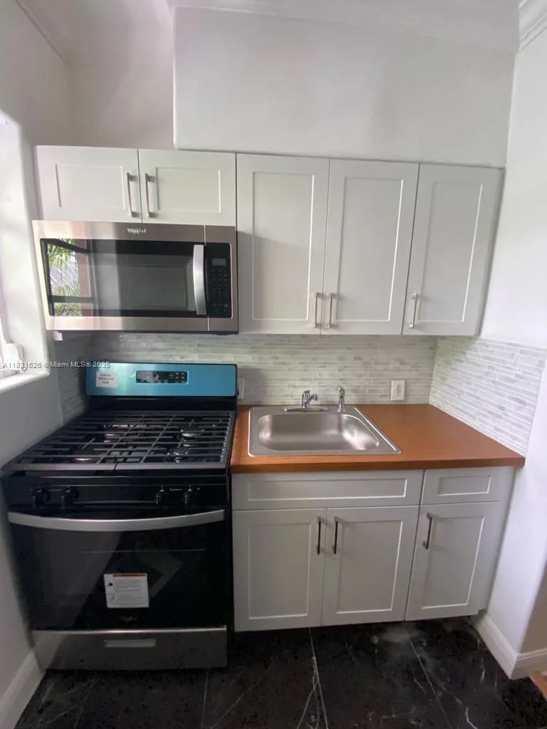 1227 Euclid Ave # 6, Miami Beach, FL 33139 photo 13