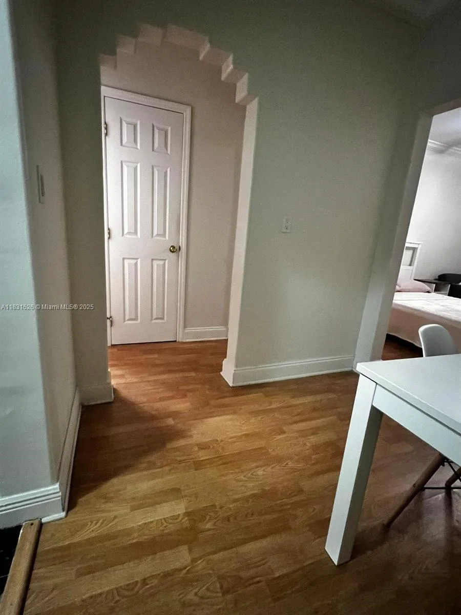 1227 Euclid Ave # 6, Miami Beach, FL 33139 photo 9