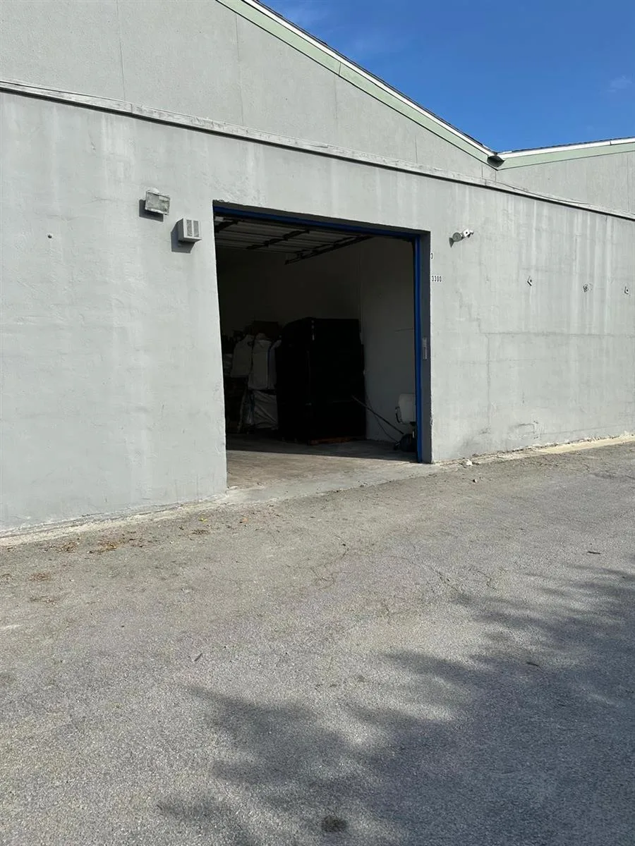 3300 Burris Road, Davie, FL 33314