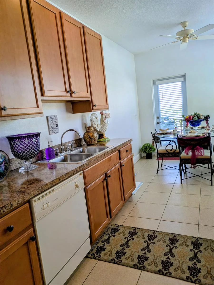 2157 SE Jamieson Drive, Port St. Lucie, FL 34952 photo 5