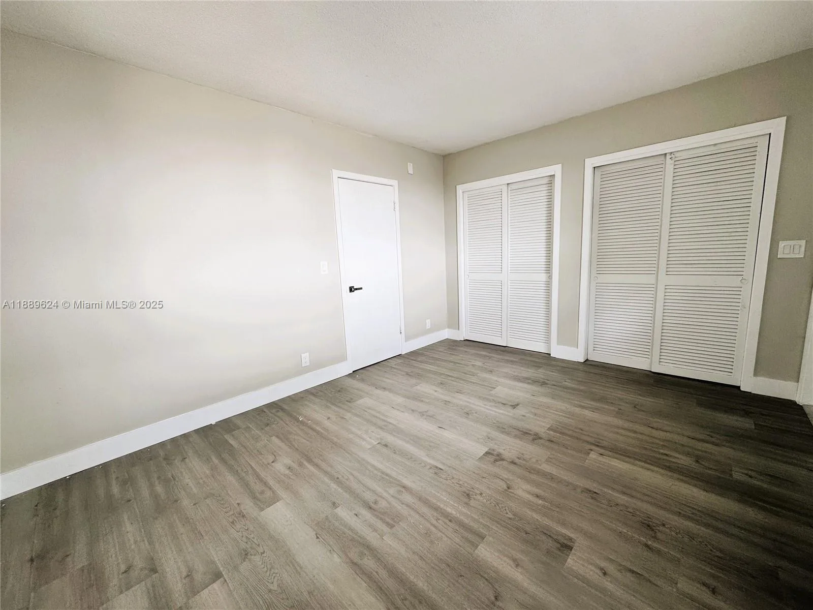 4317 NE 21st Ave # 4, Fort Lauderdale, FL 33308 photo 2
