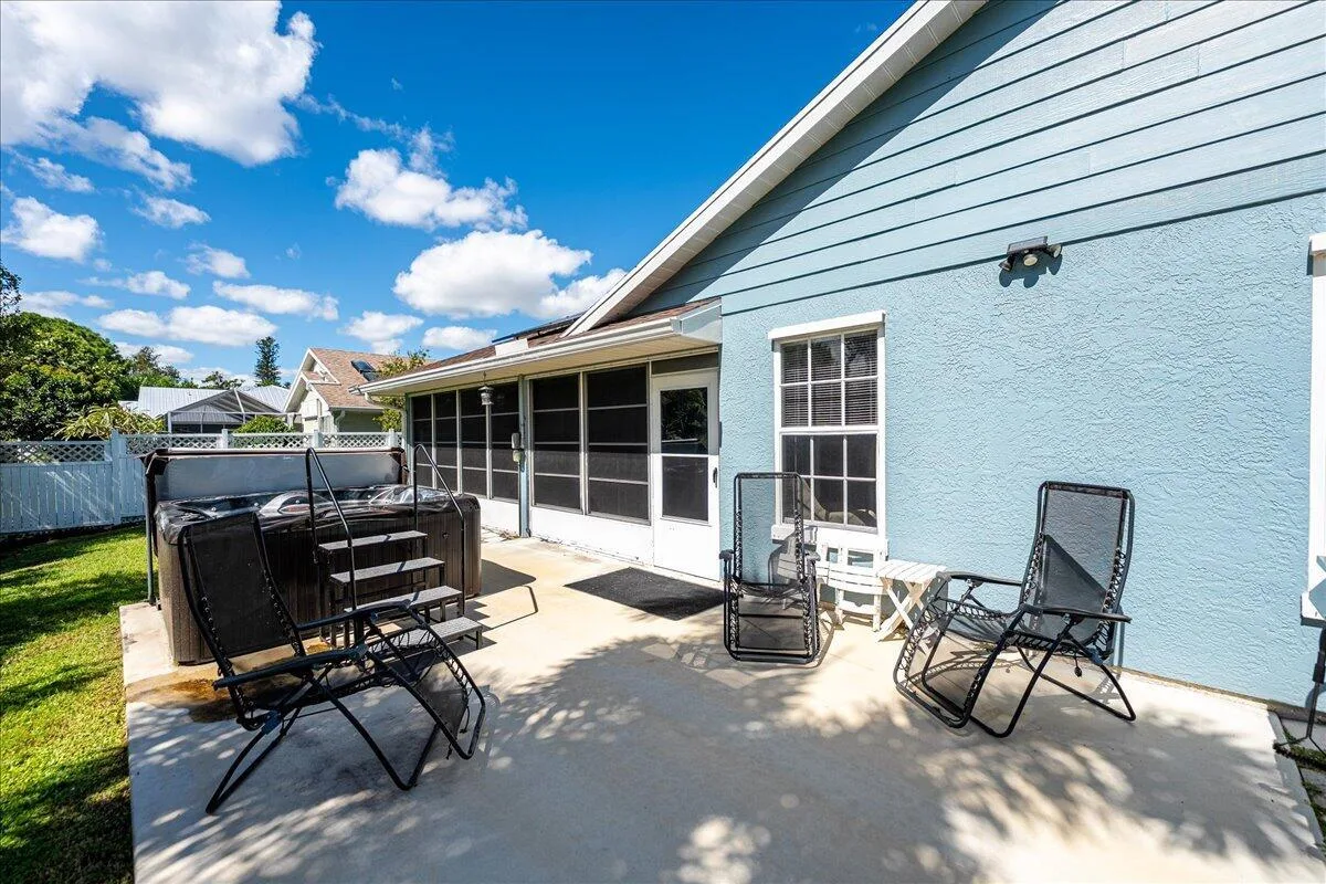 6876 Bronte Circle, Port St. Lucie, FL 34952 photo 5