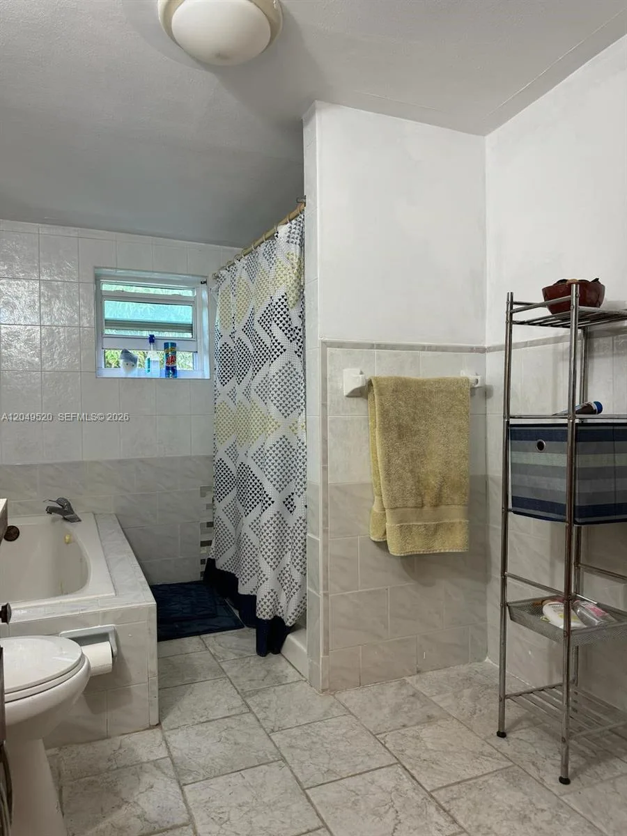 225 NE 175th Ter # A, North Miami Beach, FL 33162 photo 12