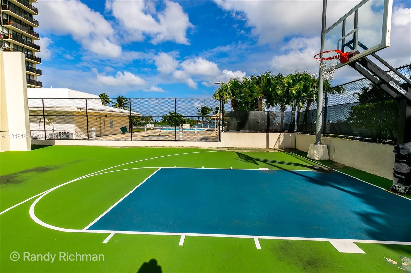 600 NE 36th St # PH20, Miami, FL 33137 photo 11
