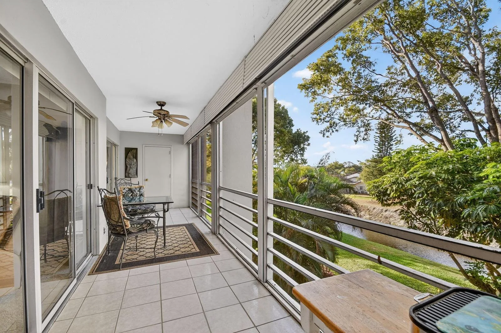 3524 Via Poinciana # 303, Lake Worth, FL 33467