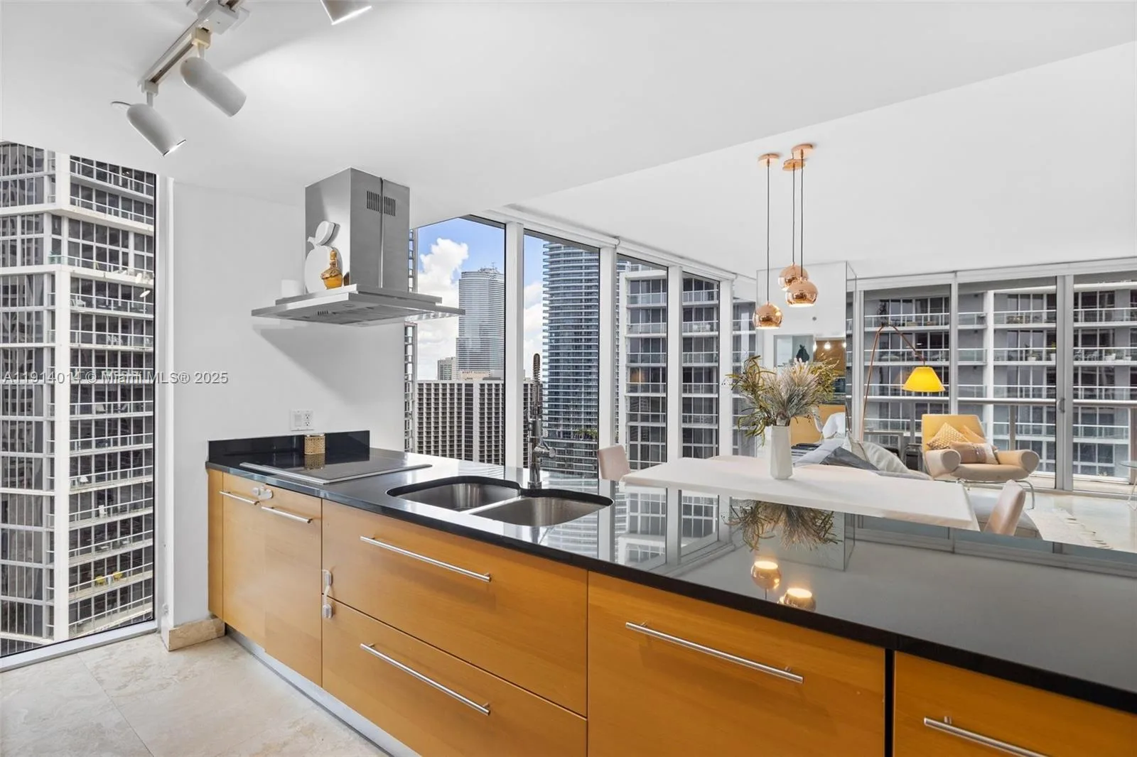 495 Brickell Ave # 2410, Miami, FL 33131 photo 7