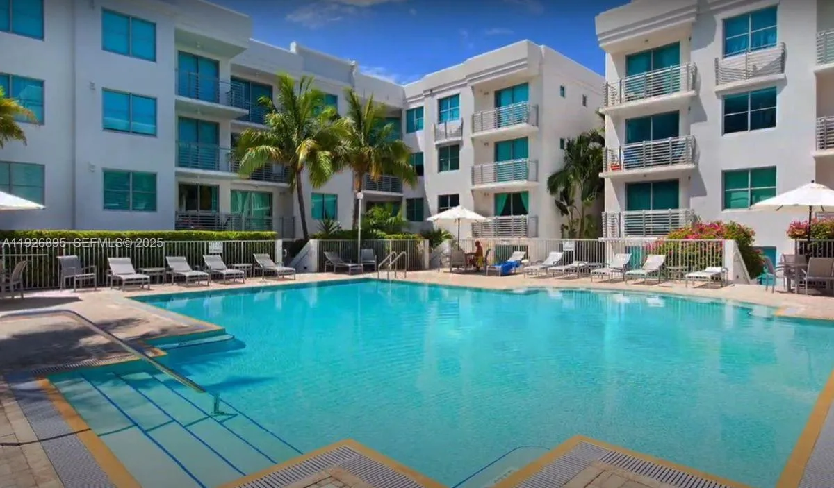 110 Washington Ave # 1405, Miami Beach, FL 33139 photo 2
