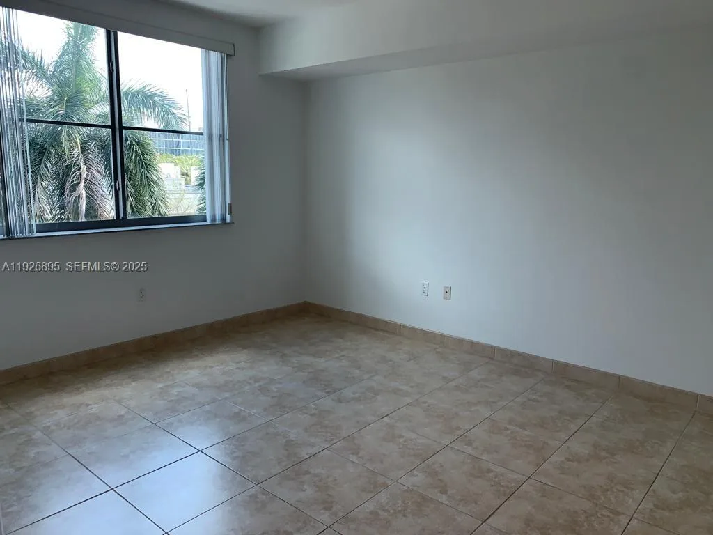 110 Washington Ave # 1405, Miami Beach, FL 33139 photo 7