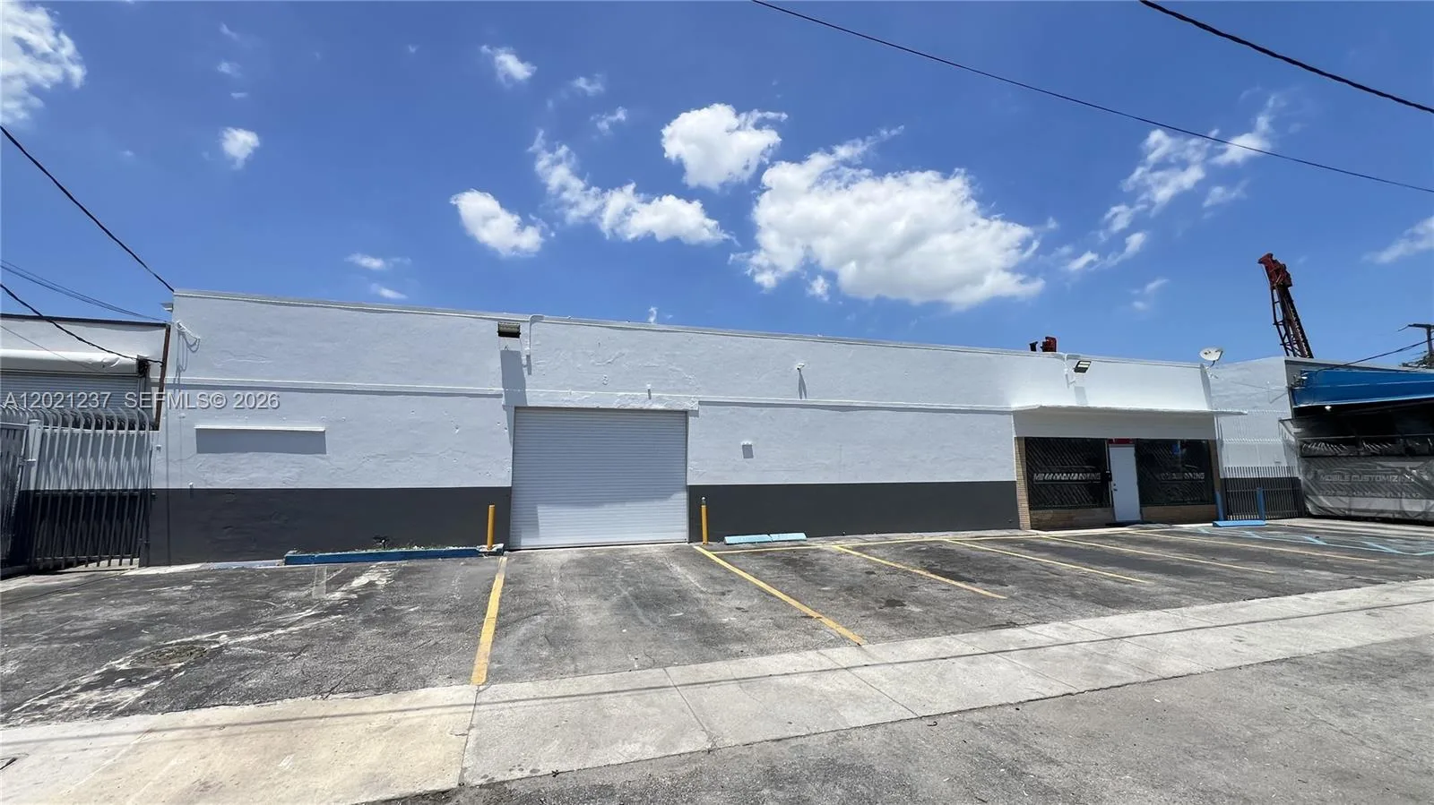 2727 NW 34th St, Miami, FL 33142
